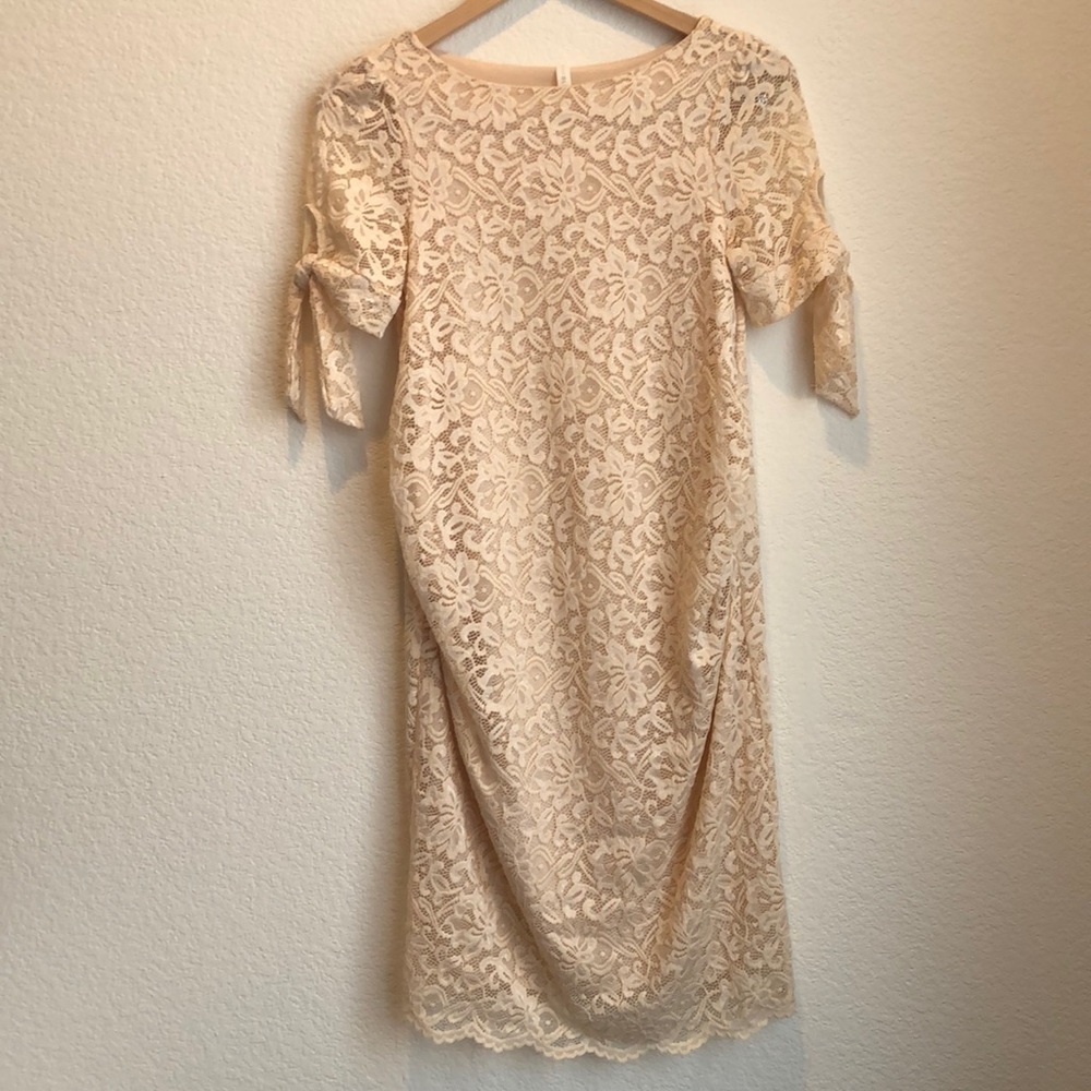 Lace bodycon maternity dress (pinkblush)